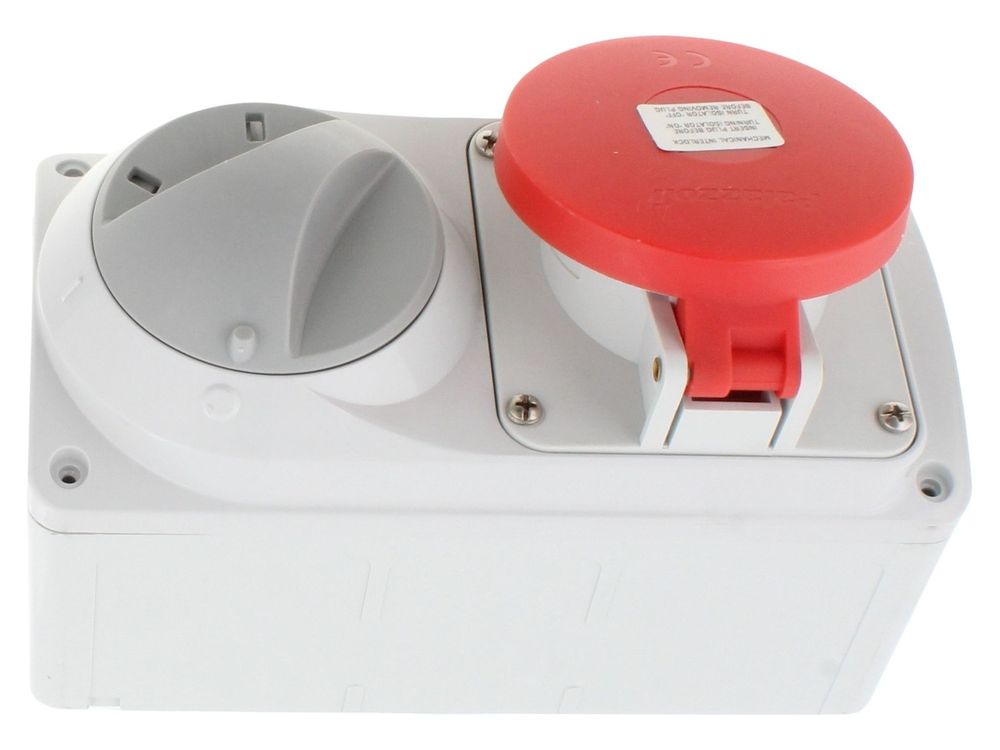Lewden PM32/454236LW 32A 400V surface interlocked socket, 3P+E