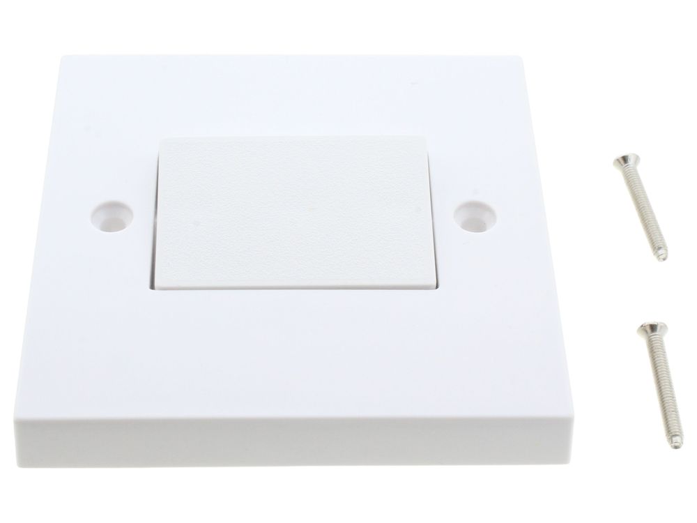 Click Polar 10A 3 pole isolation switch PRW021