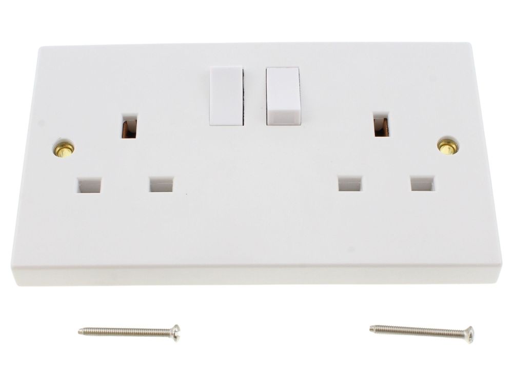 Click Polar PRW606 13A 2 gang switched socket