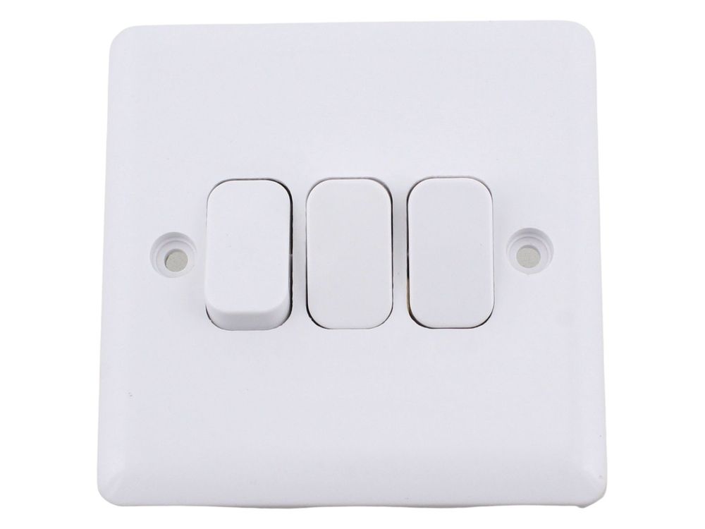 Deta Vimark Curve 10A 3 Gang 2 Way Plate Switch VC1205